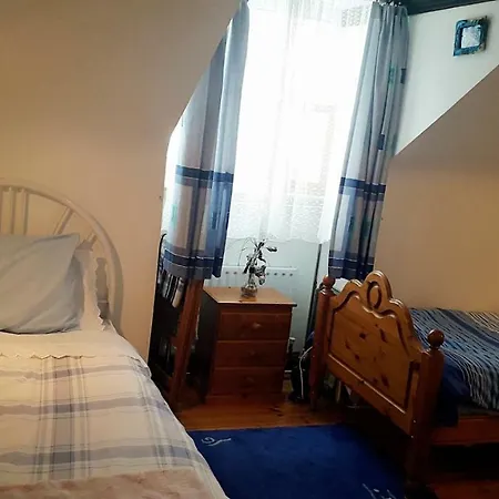 Vaughans Pub/accommodation *